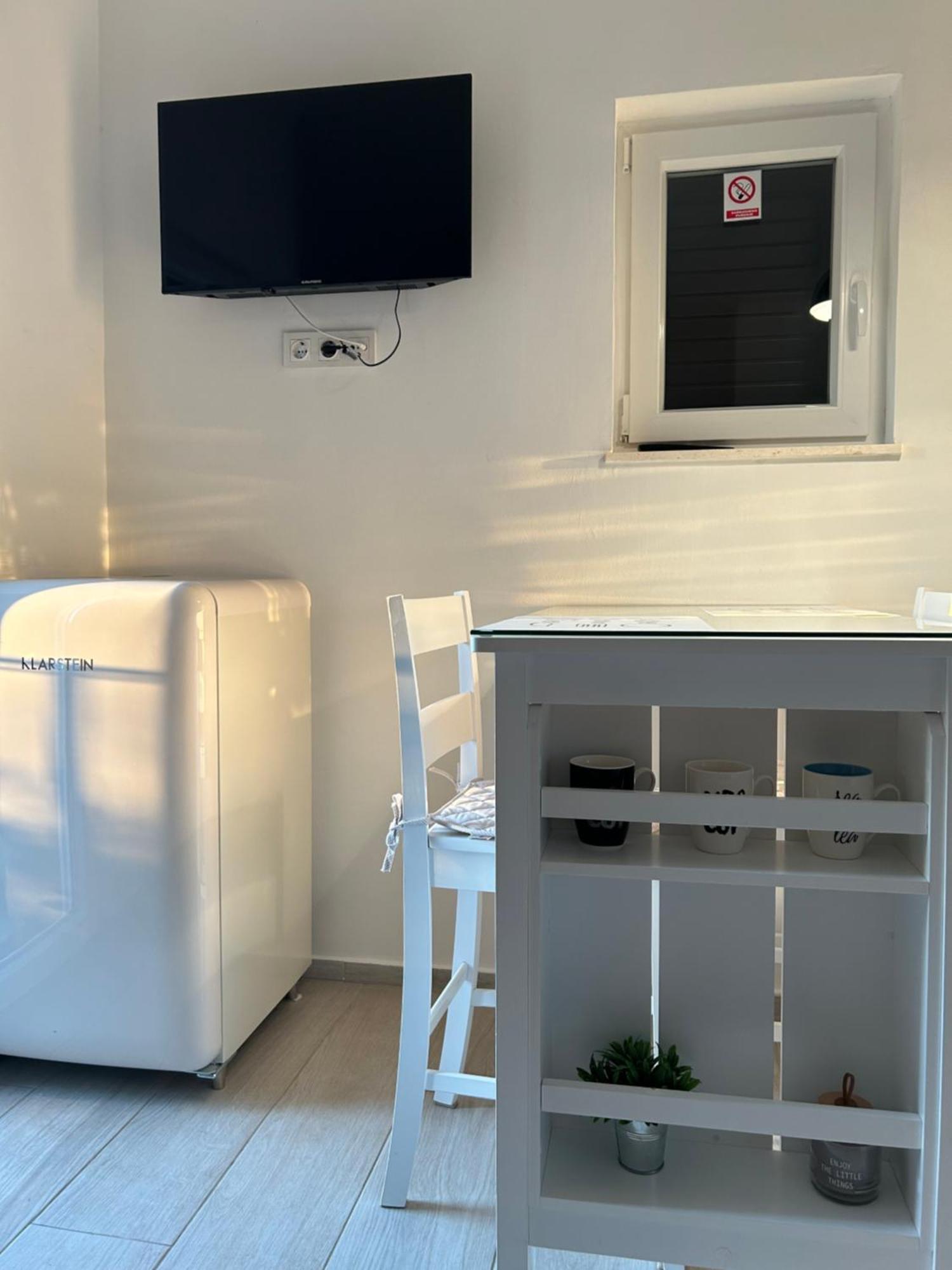 비오그라드나모루 Apartman L&A 아파트 외부 사진