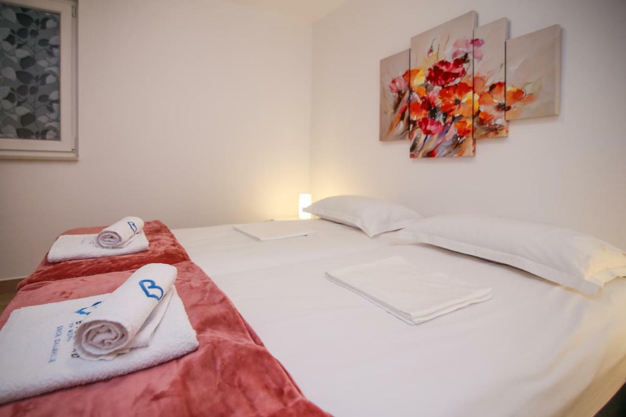 비오그라드나모루 Apartman L&A 아파트 외부 사진
