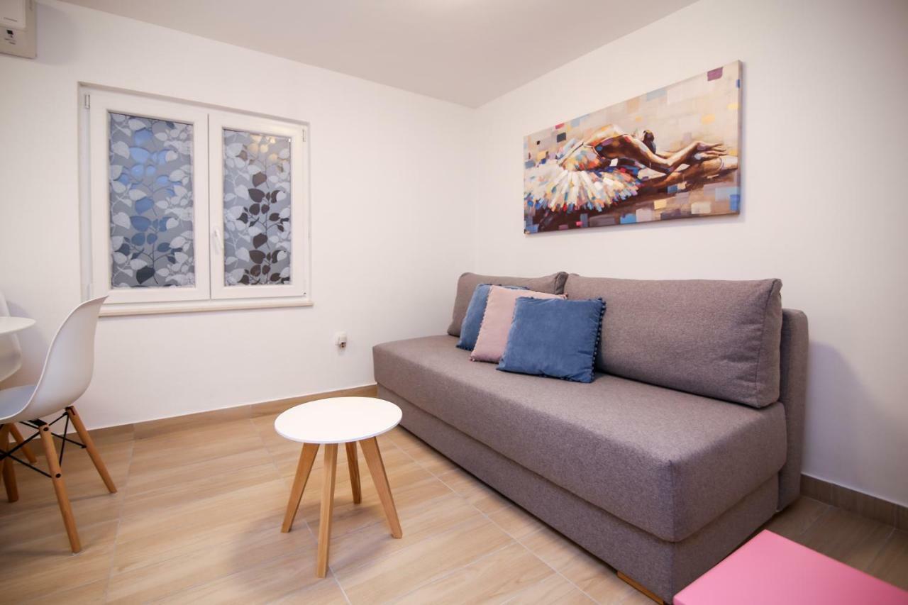 비오그라드나모루 Apartman L&A 아파트 외부 사진